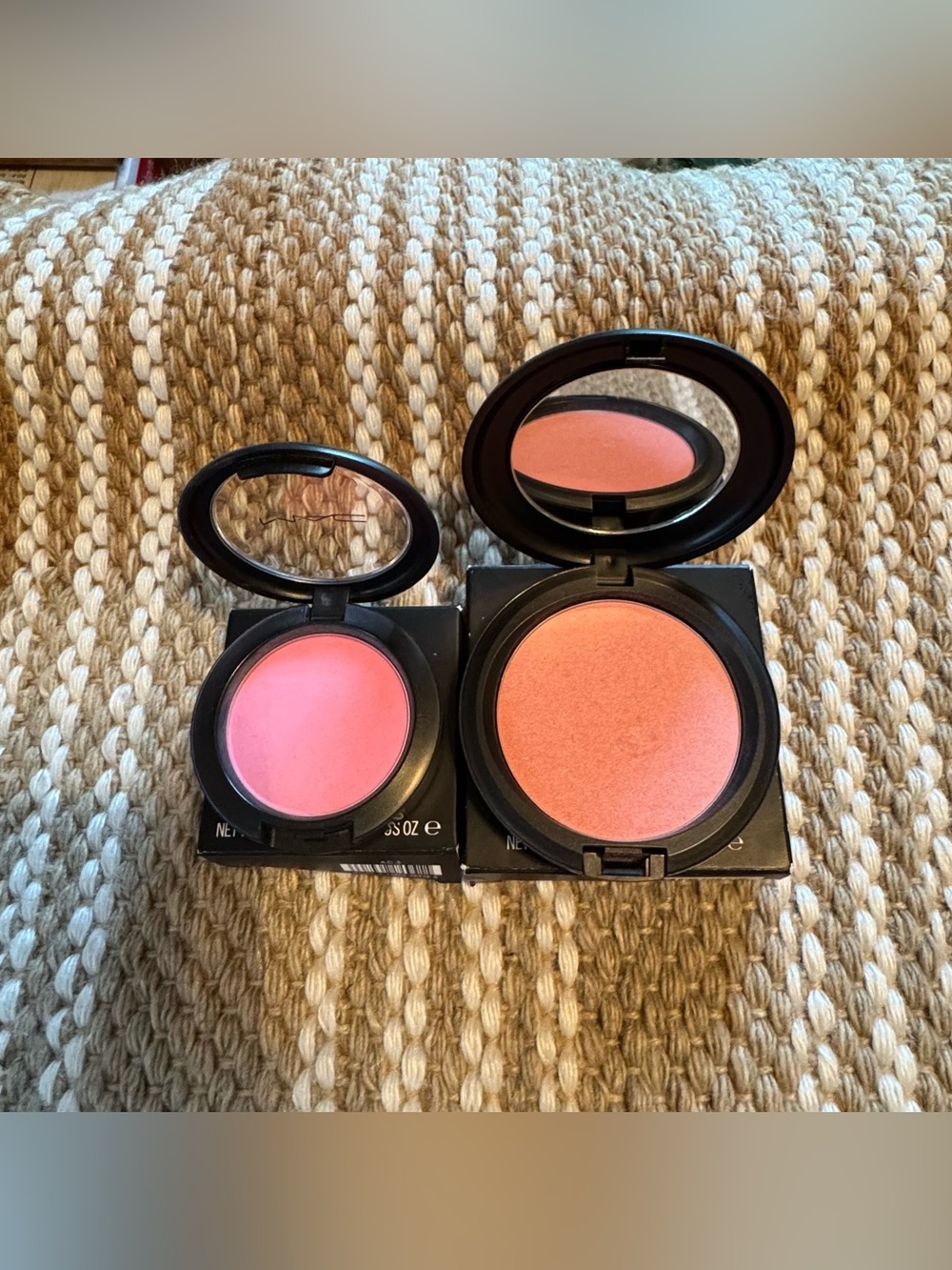 MAC Cosmetics Powder Blush in Warm Pink - Picture 2 of 10